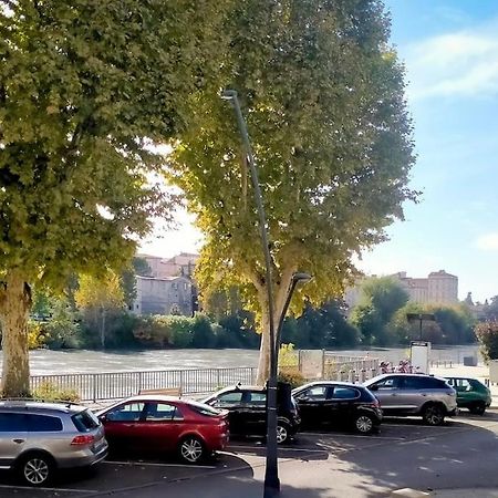 Les Quais Du Centre-Ville Romans-sur-Isère Esterno foto