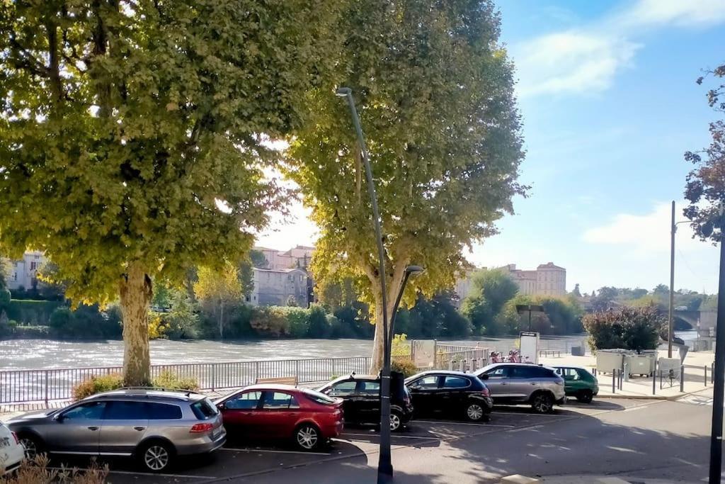 Les Quais Du Centre-Ville Romans-sur-Isère Esterno foto